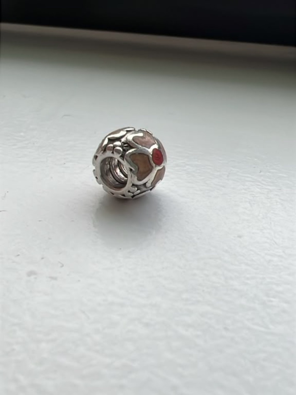 Red Daisy Design Pink Enamel View 2